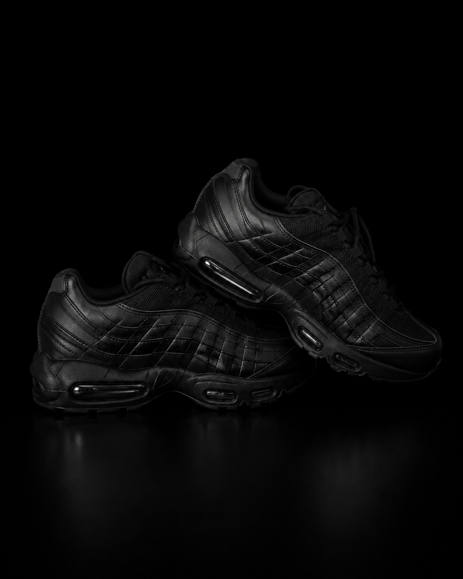 N*ke A1r Max 95 Full Black